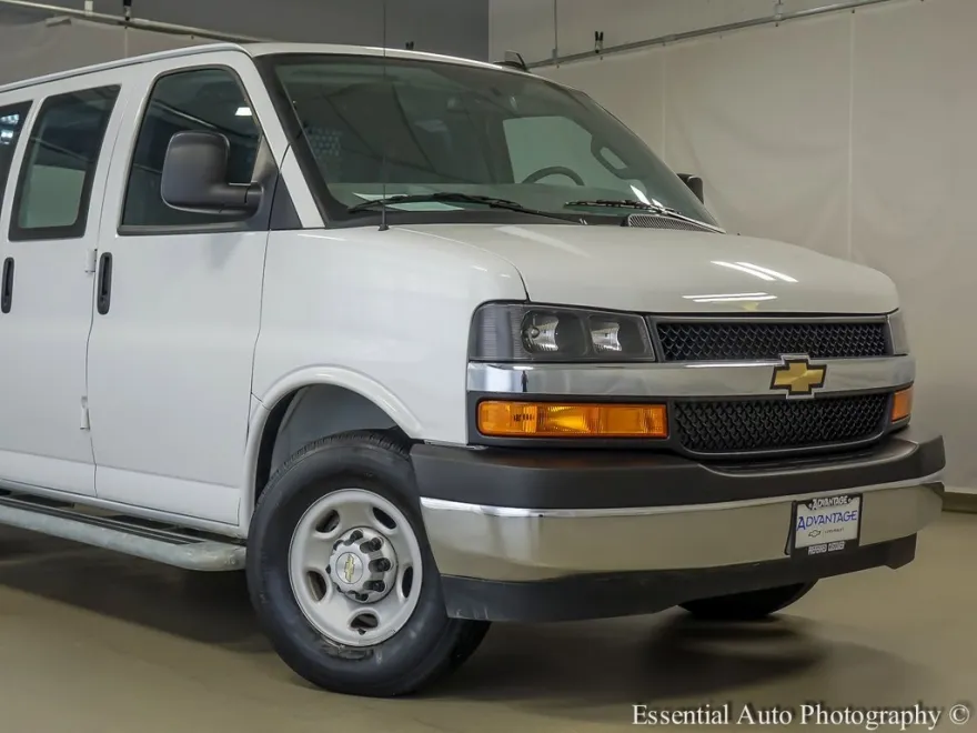 2024 Chevrolet Express Cargo 2500 Van photo 1
