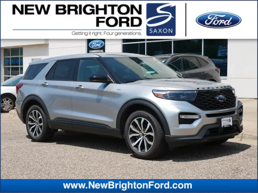 2022 Ford Explorer ST-Line photo 1