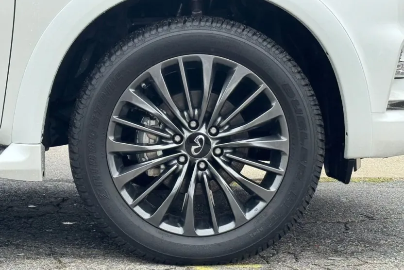 2024 Infiniti QX80 Sensory photo 1