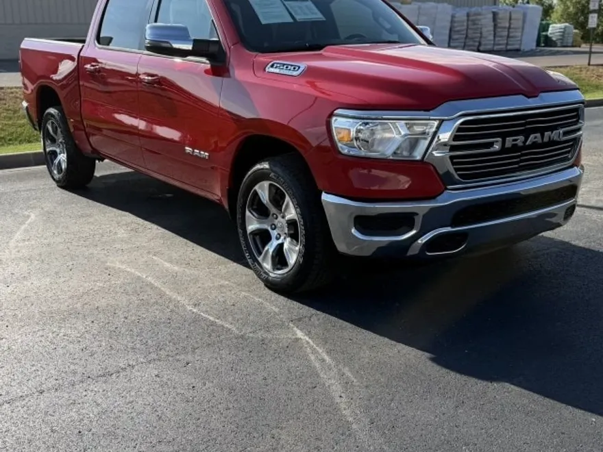 2024 Ram 1500 Laramie photo 1