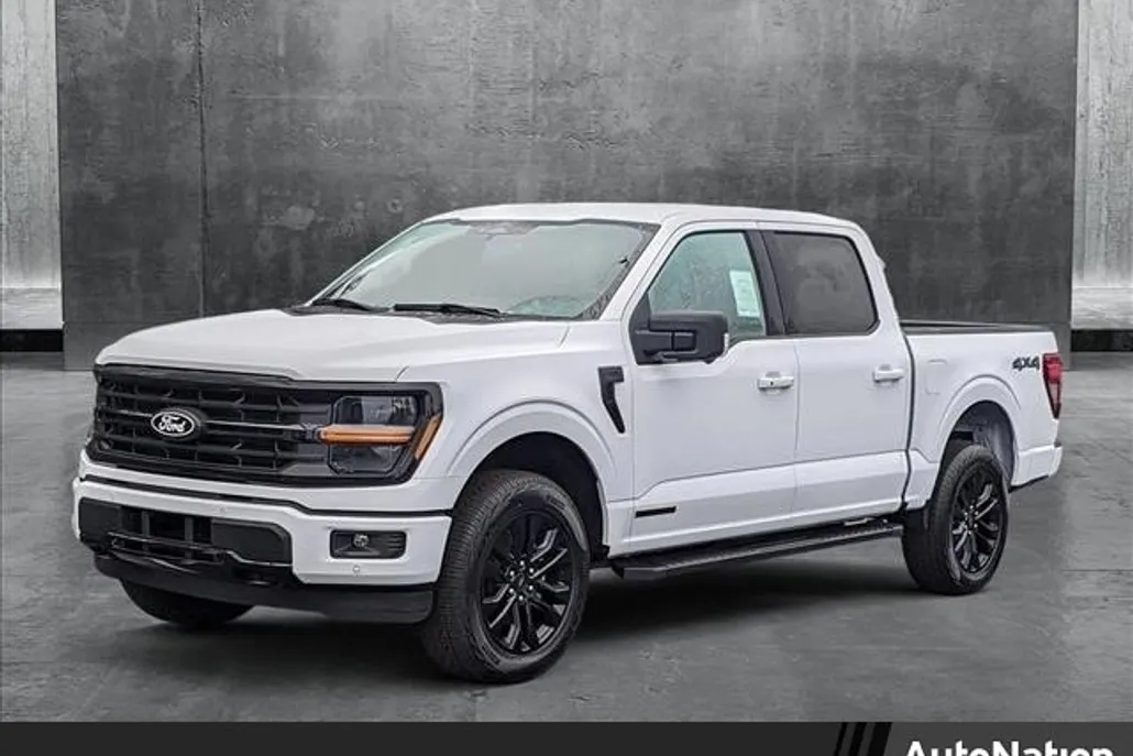 2025 Ford F-150 XLT photo 1
