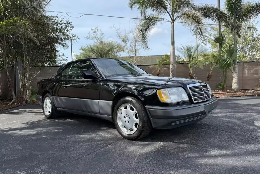 1995 Mercedes Benz E 320 Cabriolet photo 1