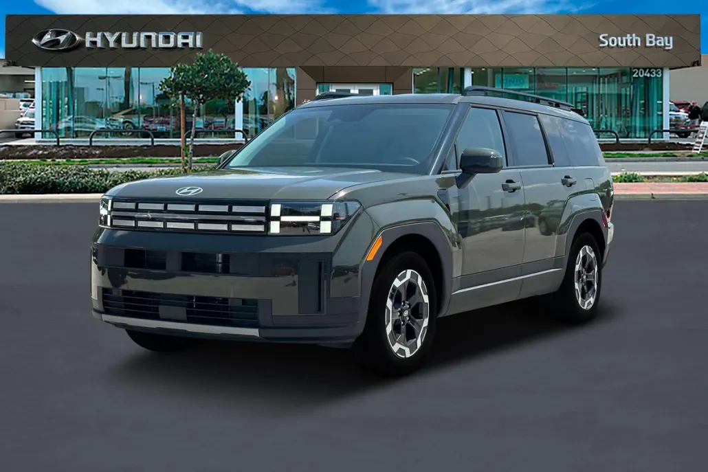 2025 Hyundai Santa Fe SEL photo 1