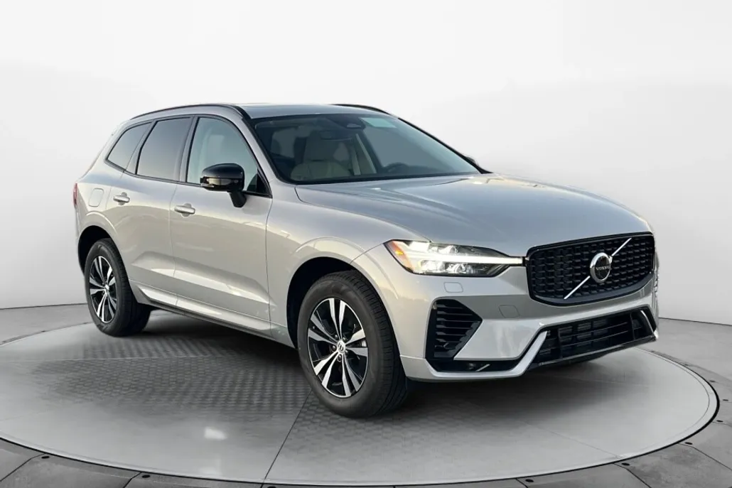 2025 Volvo XC60 Recharge photo 1