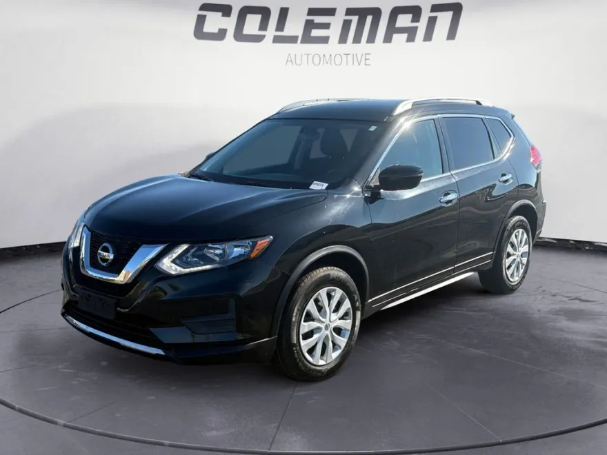 2017 Nissan Rogue S photo 1