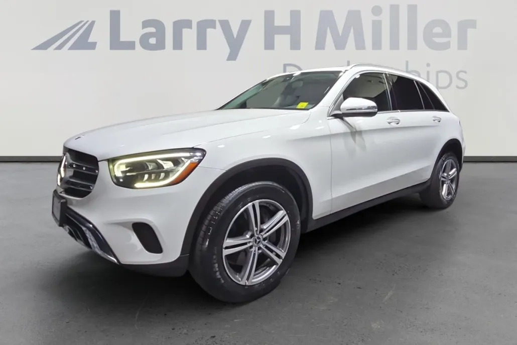 2020 Mercedes Benz GLC 300 photo 1