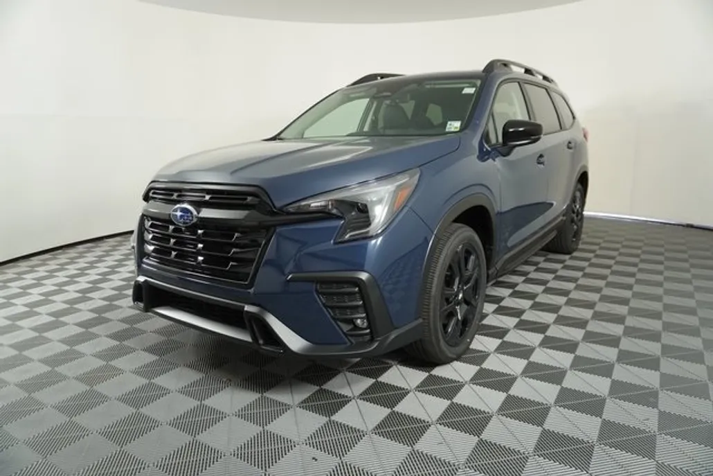 2025 Subaru Ascent Onyx Edition Touring photo 1