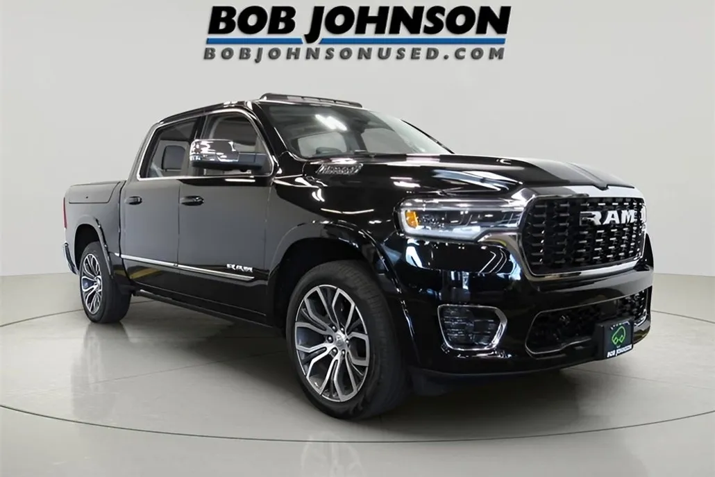 2025 Ram 1500 photo 1