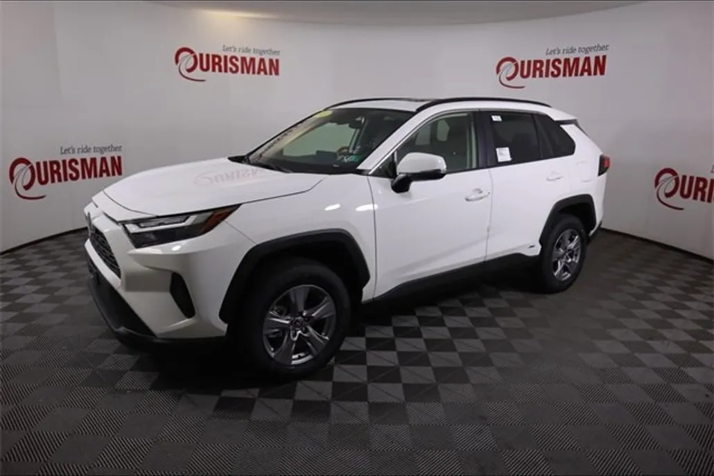 2025 Toyota RAV4 Hybrid XLE photo 1
