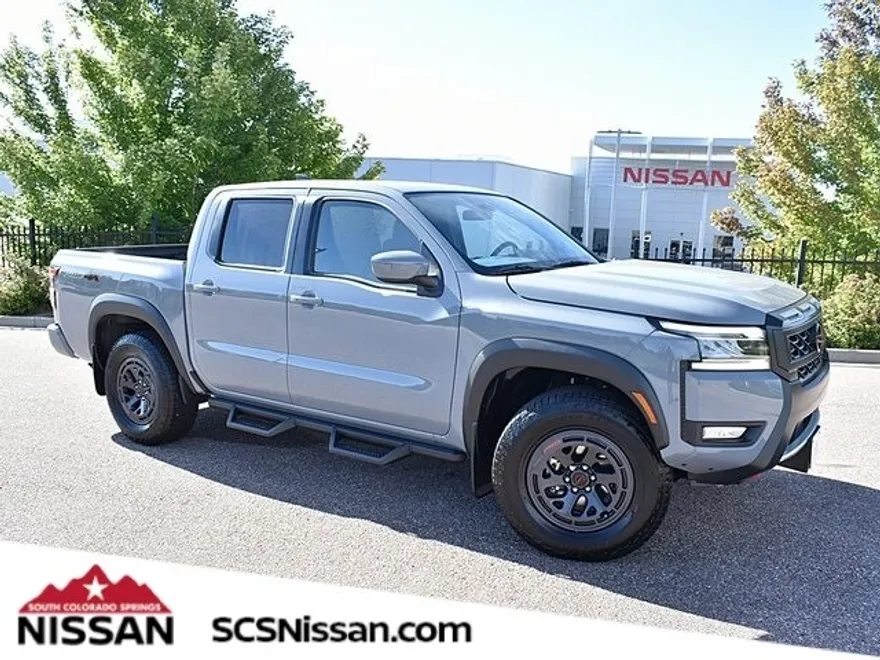 2025 Nissan Frontier PRO-4X photo 1