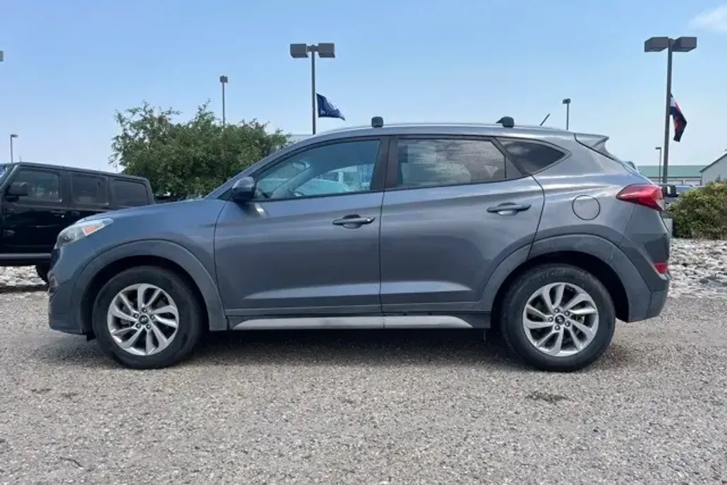 2017 Hyundai Tucson SE photo 1