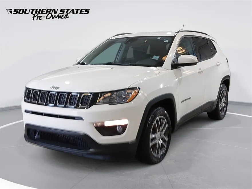 2020 Jeep Compass Latitude photo 1