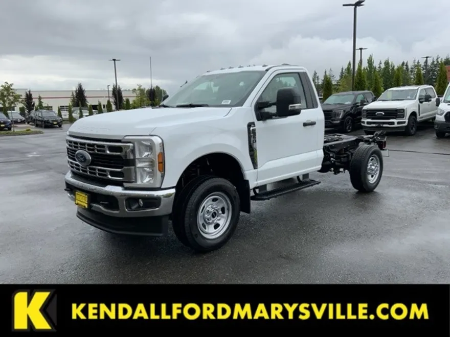 2025 Ford F-350 photo 1