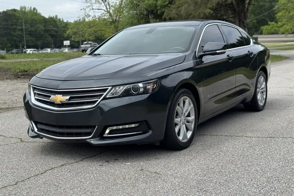 2018 Chevrolet Impala 1LT photo 1