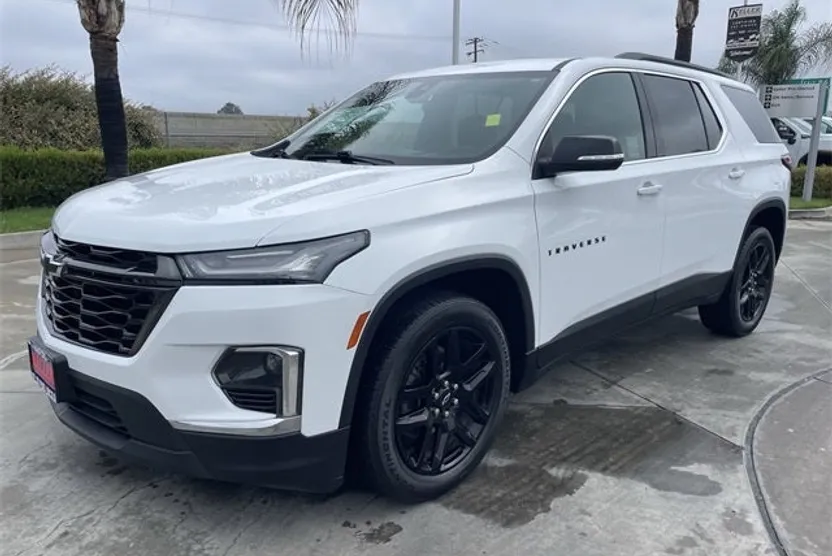 2022 Chevrolet Traverse 1LT photo 1