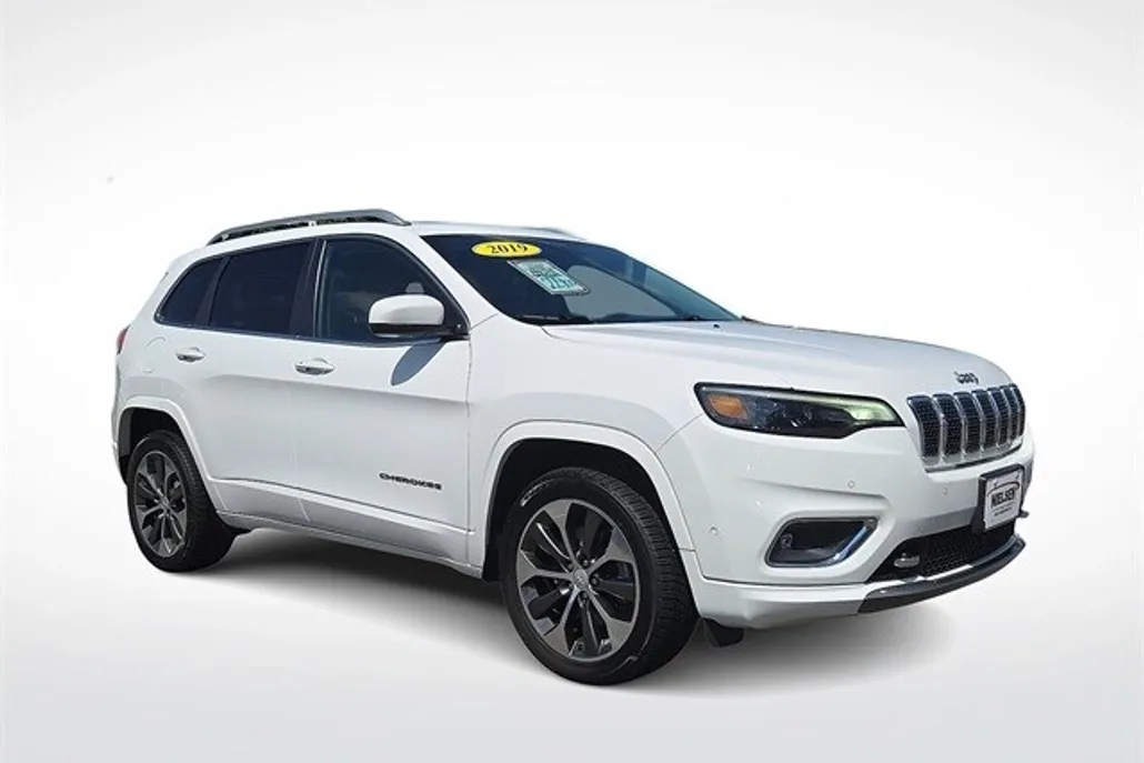 2019 Jeep Cherokee Overland photo 1