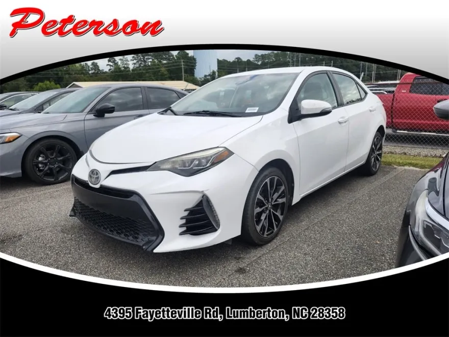 2017 Toyota Corolla Base photo 1