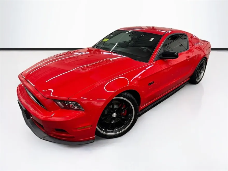 2014 Ford Mustang GT photo 1
