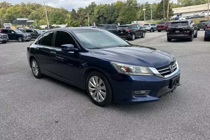 2013 Honda Accord EX photo 1
