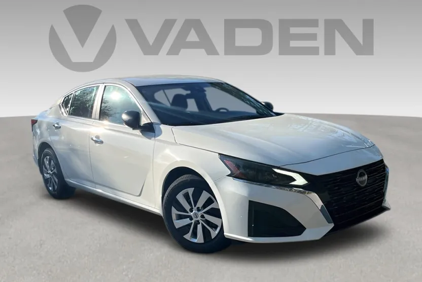 2024 Nissan Altima 2.5 S photo 1