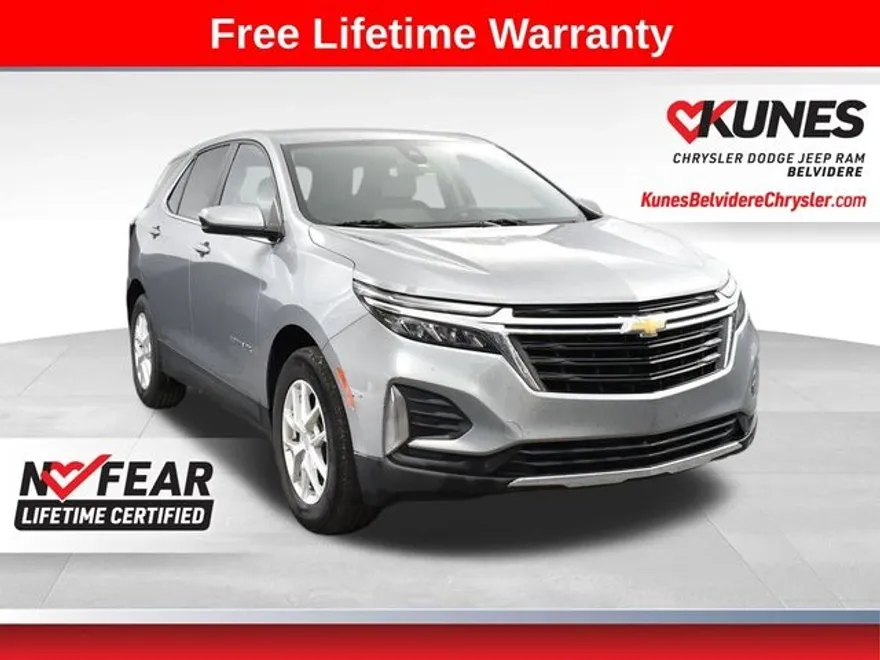 2023 Chevrolet Equinox LT photo 1