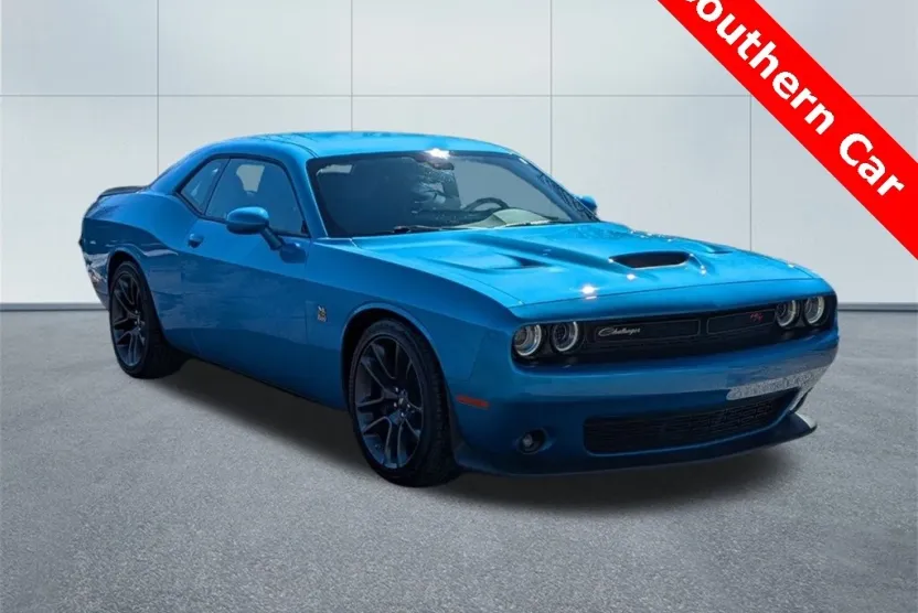 2023 Dodge Challenger R/T Scat Pack photo 1