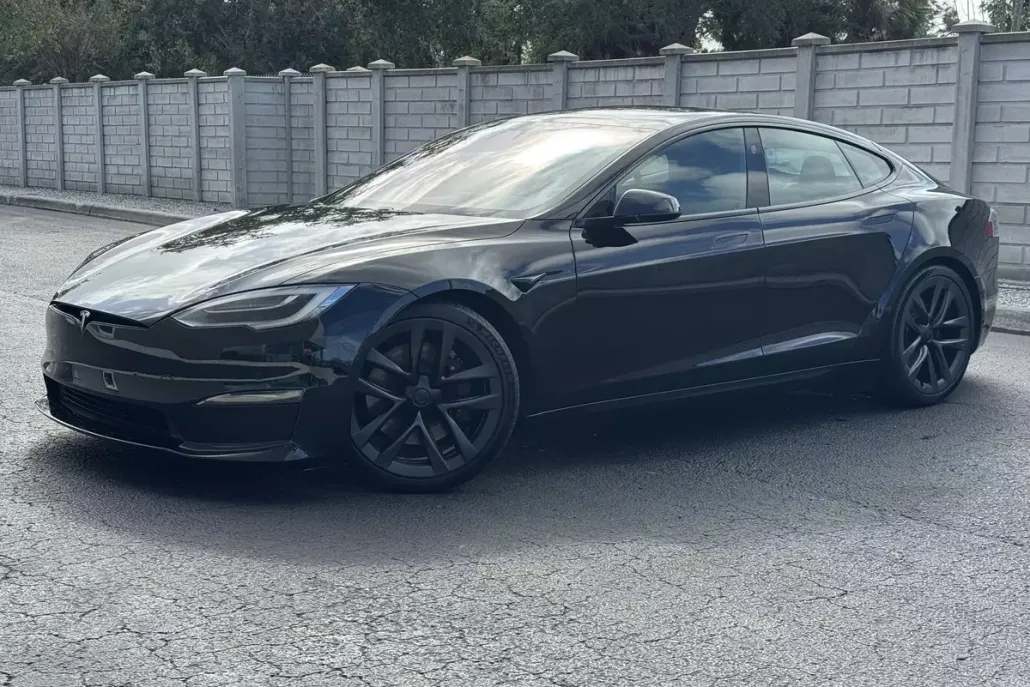2021 Tesla Model S Long Range photo 1