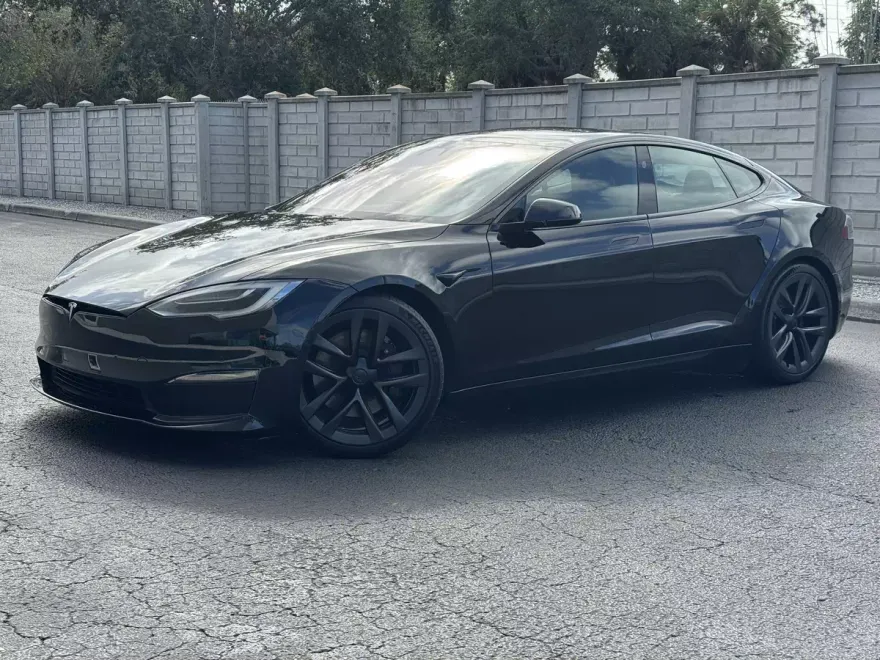 2021 Tesla Model S Long Range photo 1