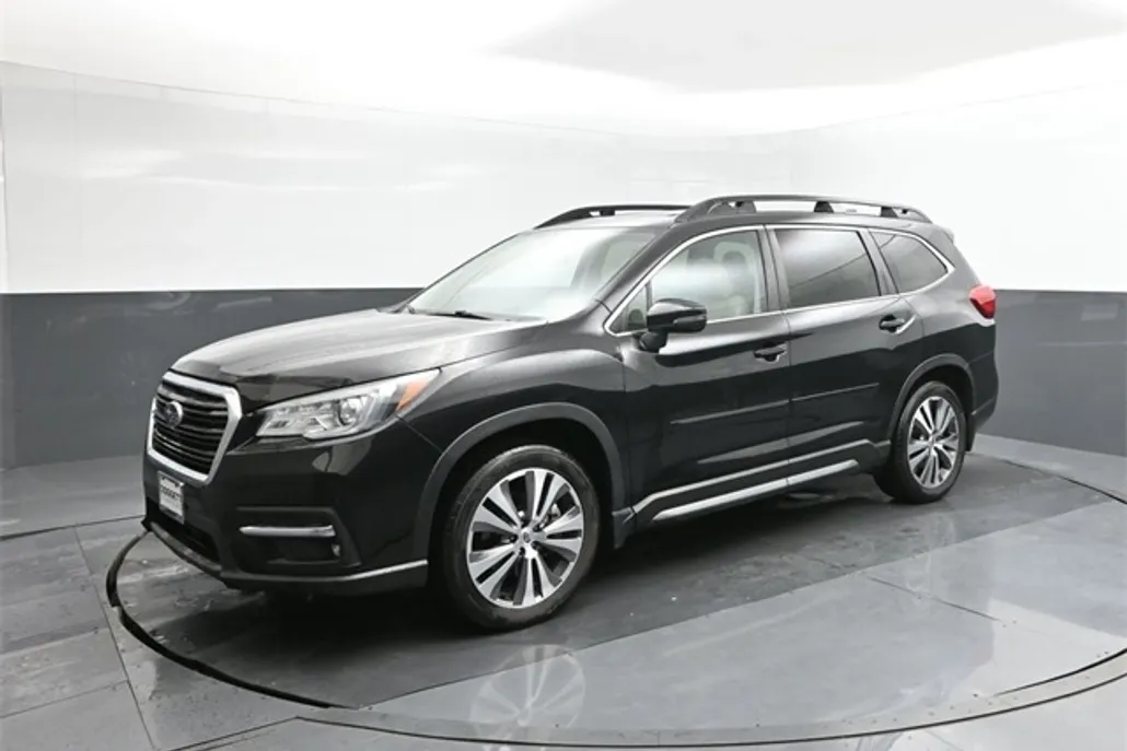 2021 Subaru Ascent Limited photo 1