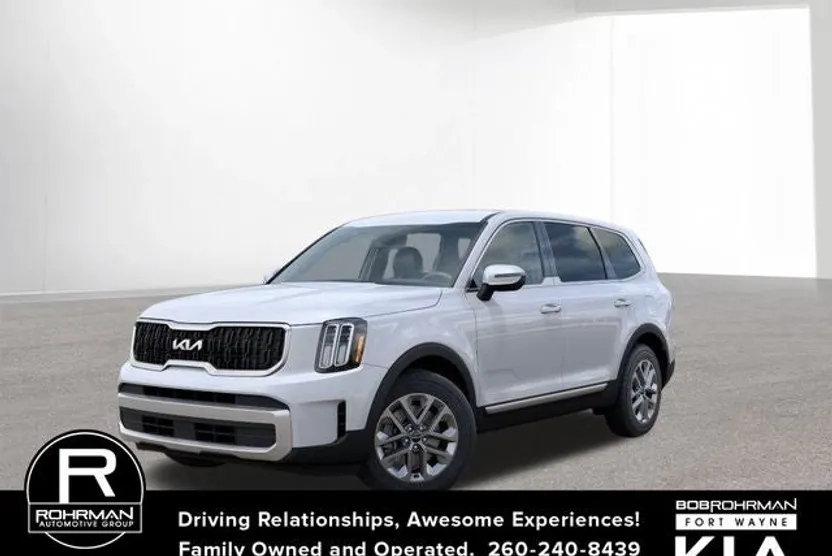 2025 Kia Telluride LX photo 1