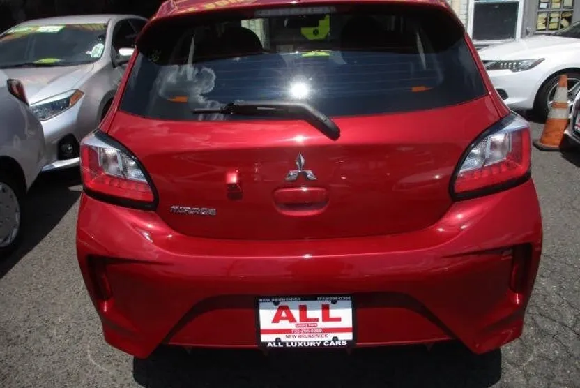 2021 Mitsubishi Mirage LE photo 1