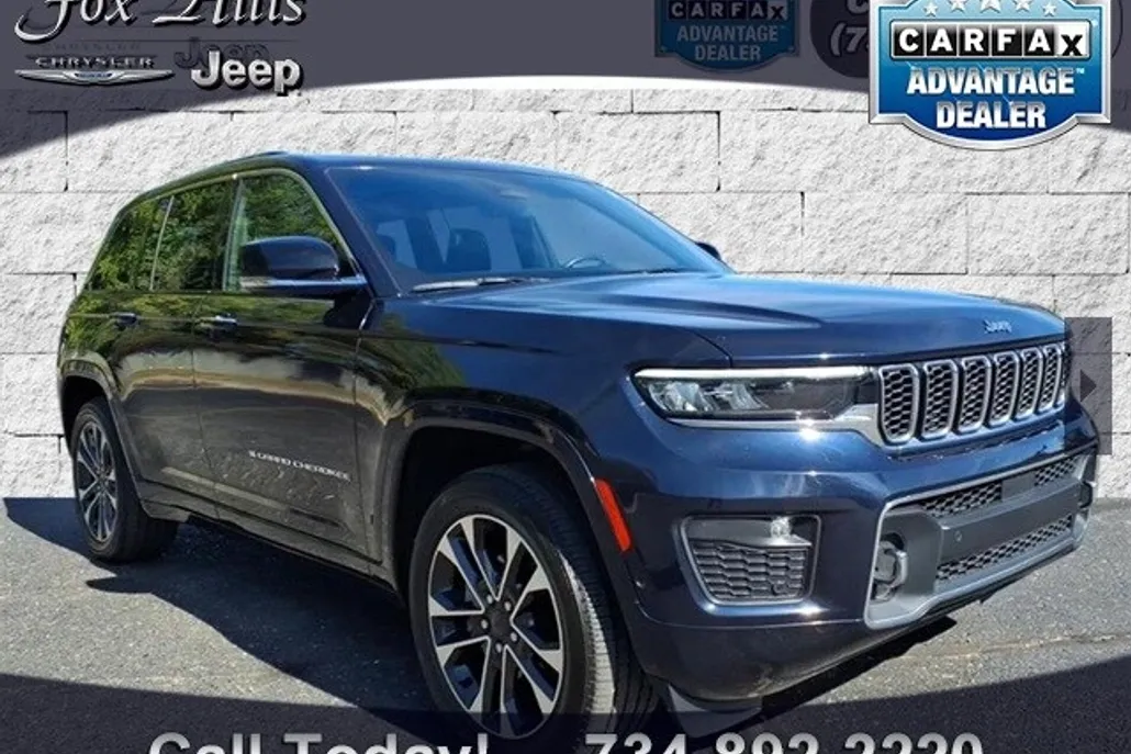 2023 Jeep Grand Cherokee Overland photo 1