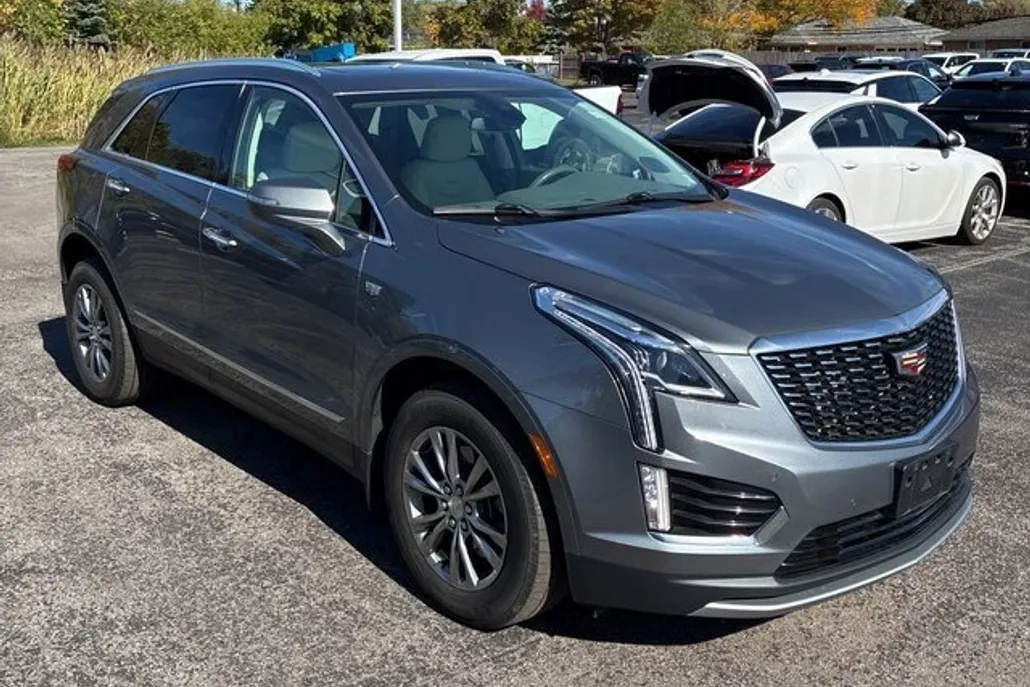 2022 Cadillac XT5 Premium Luxury photo 1
