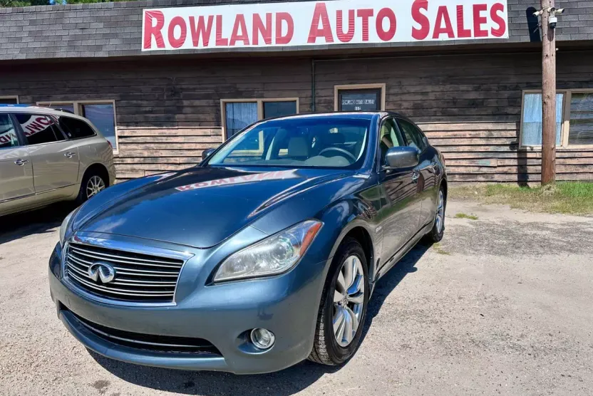 2012 Infiniti M35h photo 1
