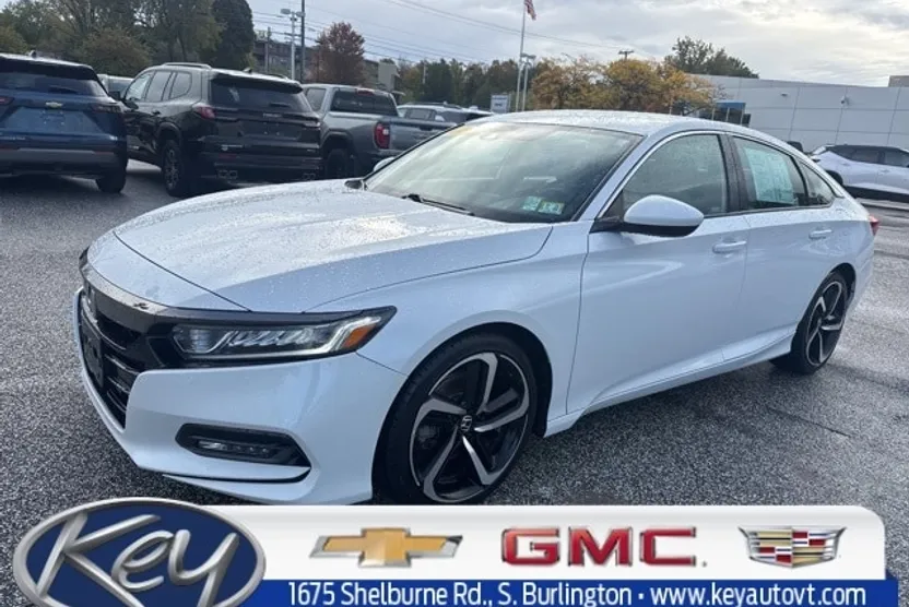 2019 Honda Accord Sport photo 1