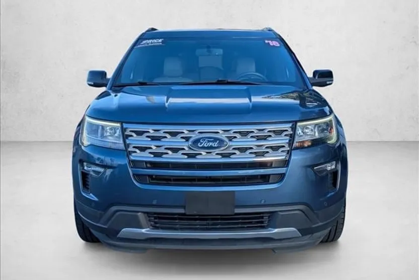 2018 Ford Explorer XLT photo 1