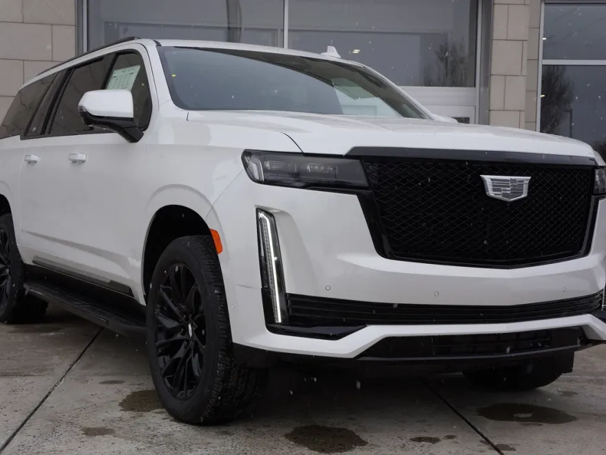 2023 Cadillac Escalade ESV Sport Platinum photo 1
