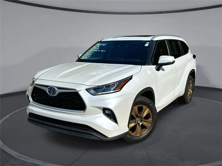 2023 Toyota Highlander Hybrid Bronze Edition photo 1