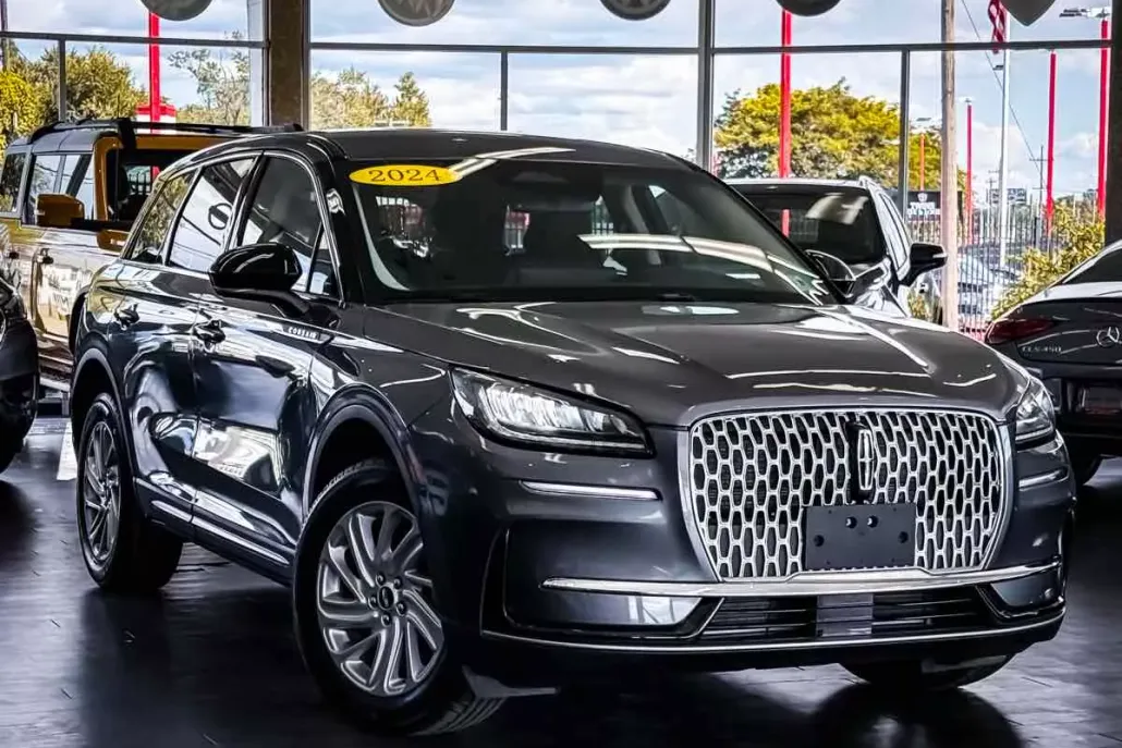2024 Lincoln Corsair Premiere photo 1