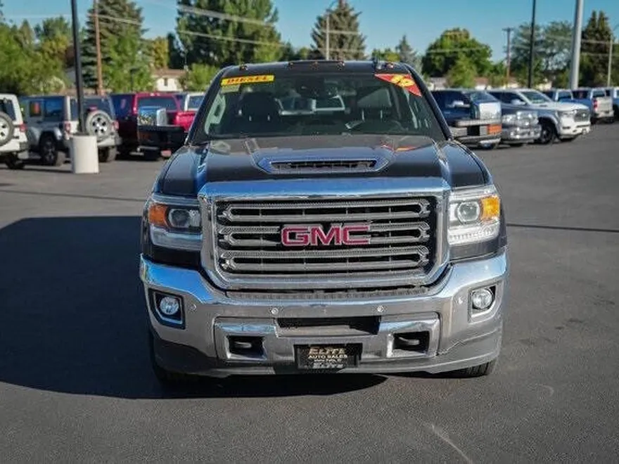 2019 Gmc Sierra HD SLT photo 1