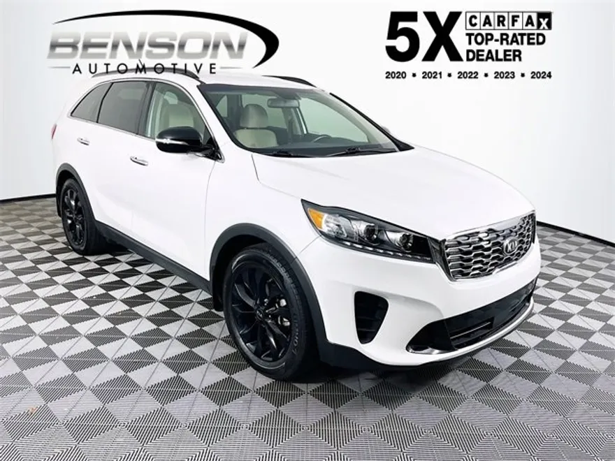 2020 Kia Sorento S photo 1