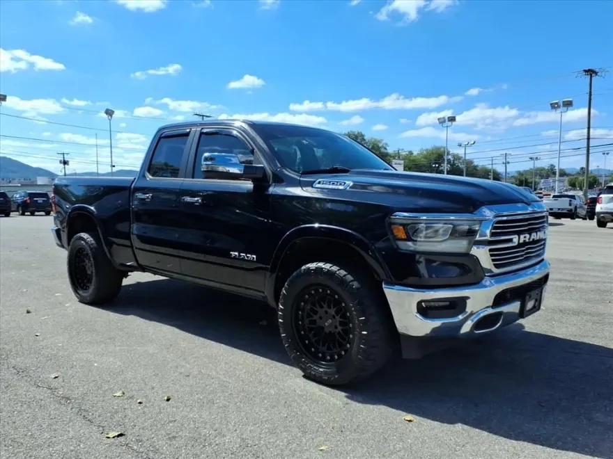 2020 Ram 1500 Laramie photo 1