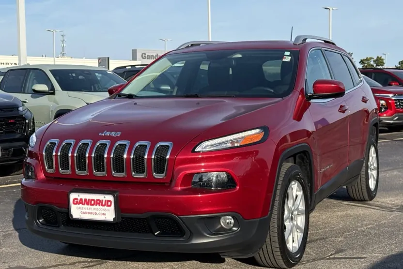 2017 Jeep Cherokee Latitude photo 1