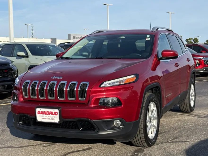 2017 Jeep Cherokee Latitude photo 1