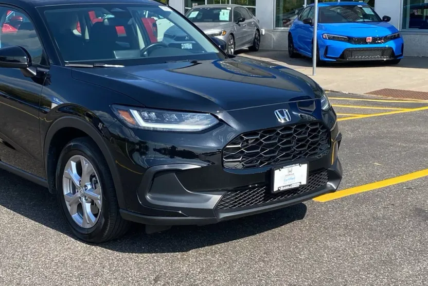 2024 Honda HR-V LX photo 1