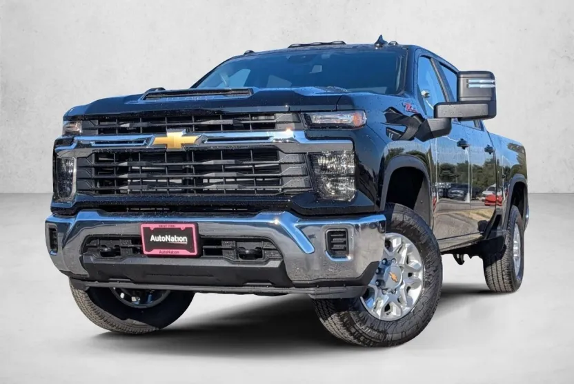 2026 Chevrolet Silverado 2500HD LT photo 1