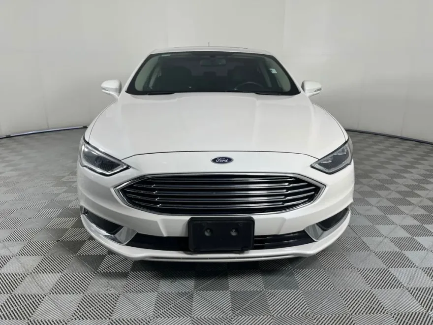 2018 Ford Fusion Energi SE photo 1