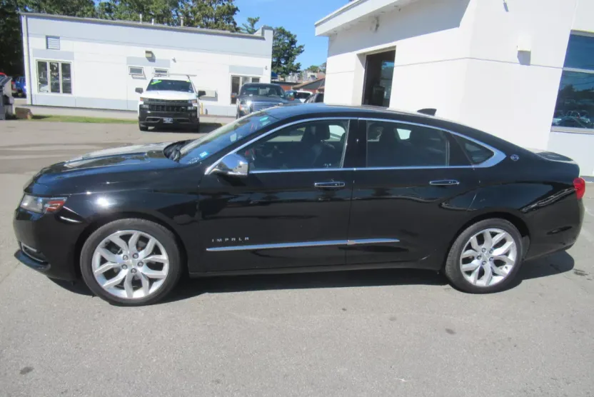 2019 Chevrolet Impala Premier photo 1