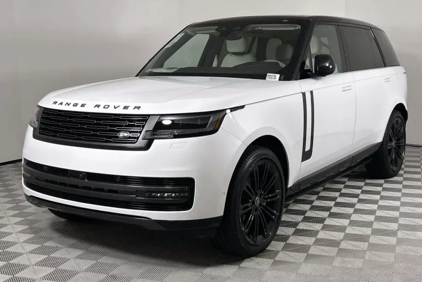 2025 Land Rover Range Rover SE photo 1
