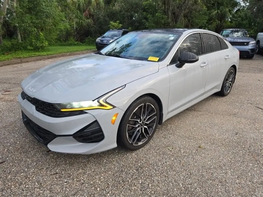 2022 Kia K5 GT photo 1